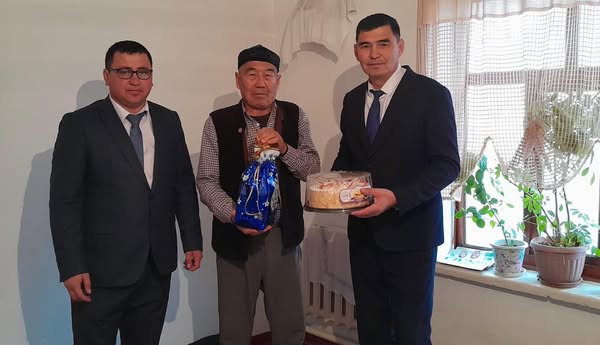 Ардагер ұстаздарға құрмет
